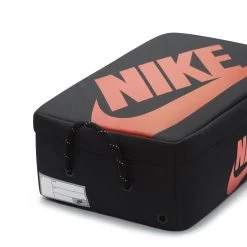 Nike Schuhtasche - Schwarz, Weiß 10 Nike Schuhtasche - Schwarz, Weiß -Tennisausrüstungs Geschäft 0213100000 11